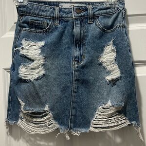 Denim ripped skirt